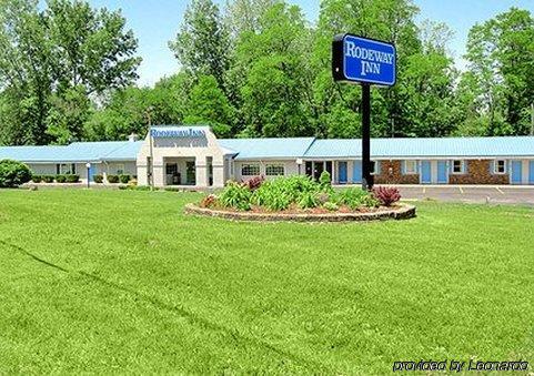 Rodeway Inn Колдуотер Экстерьер фото