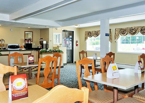 Rodeway Inn Колдуотер Экстерьер фото